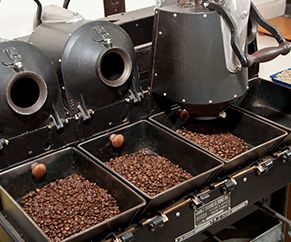 Showing coffee manufactory
